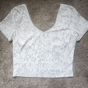 LuluLemon Align tee Size 6
